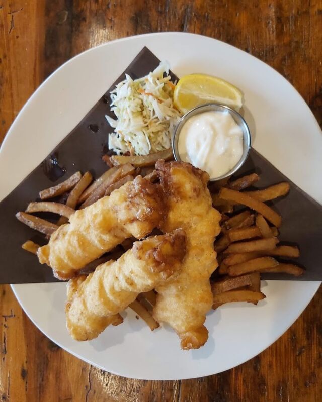 We are so excited to bring back our annual Good Friday “All You Can Eat Fish & Chips” Available from 11am-9pm. We can’t wait to see everyone in person this year!!🐟🍟  Contact The Bruce Craft House 519-622-5252 to book a reservation!  #fishandchips #allyoucaneat #goodfriday #thebrucecrafthouse #cambridgerestaurants #fishfriday