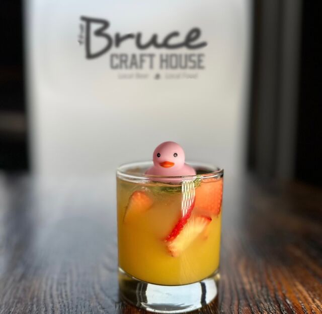 Sip on our tasty Easter brunch cocktail tomorrow for our annual Easter Brunch from 11-3pm! Reservations recommend! 🌸💫✨🐰  #easterbrunch #easter #cocktail #featurecocktail