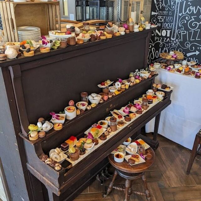 Join us for a Thanksgiving brunch at the Cambridge Hotel & The Bruce on Sunday, October 13th, from 11am to 3pm! 🍂✨🥂  Enjoy our Carvery Station, Charcuterie Grazing Table, Chef-Attended Omelette Bar, Stone Fired Pizza Bar, Smoked Fish Table, and Demitasse Dessert Bar.  Book before September 30th for early bird pricing. Reserve your spot now! 🔗Link in bio  #thanksgivingbrunch #thanksgiving #cambridgehotel #brunch #thanksgiving #sundaybrunch #brunching