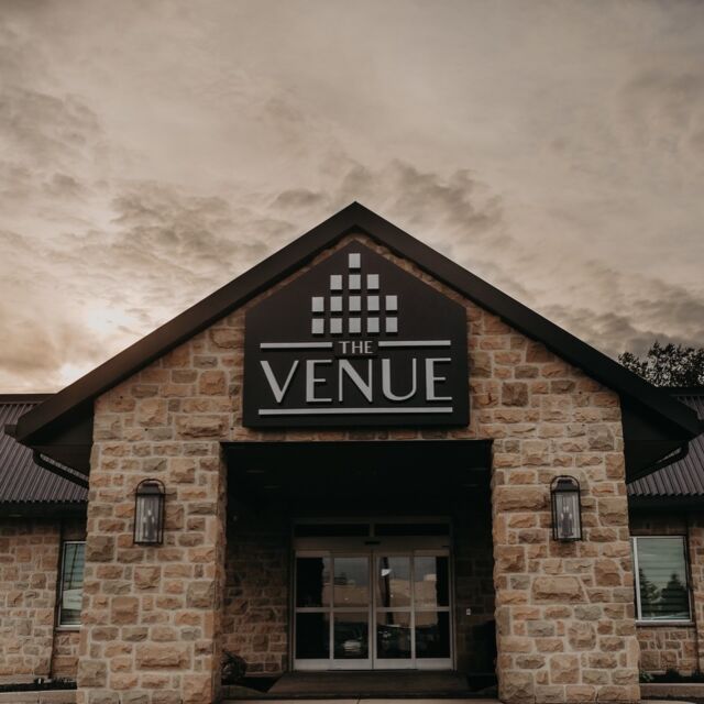 Couples still on the hunt for the perfect venue -this is for you! 
Join us for our Venue Open House! ✨💫 Discover your dream space with guided tours from 11am to 3pm 🥂 Enjoy some treats while exploring.  In partnership with the KW Wedding Ring! 🤍💍  #thevenue #openhouse #weddingplanning #cambridgevenue