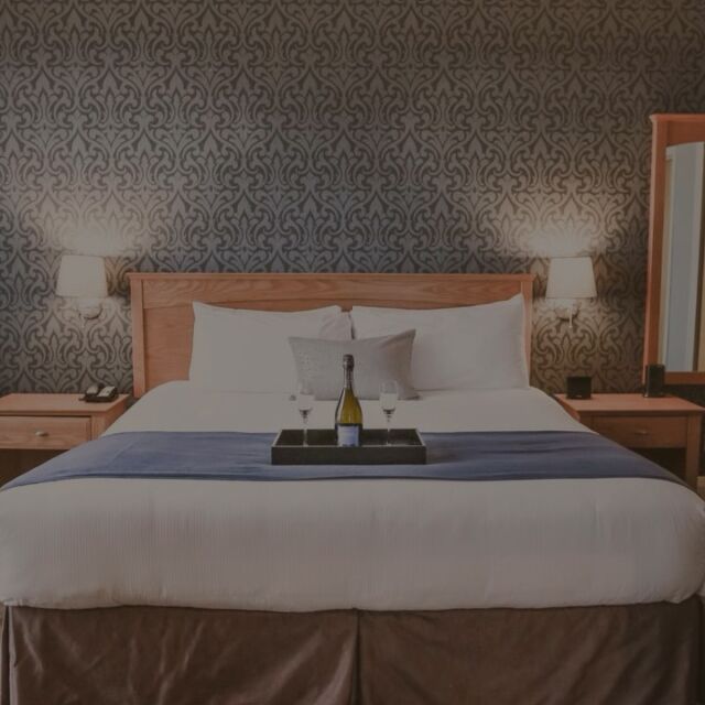 We’ll be a vendor at Langdon Hall’s 2025 Wedding Open House on January 26th from 12-3pm! 💍 Come visit us and get inspired for your big day. Need accommodations for your out-of-town guests? We offer group blocks at the Cambridge Hotel & Conference Centre to ensure your loved ones have a comfortable stay. Reach out for more details! 🏨✨  #LangdonHall #WeddingOpenHouse #WeddingAccommodations #GroupBlocks #CambridgeHotelAndConferenceCentre #OutOfTownGuests